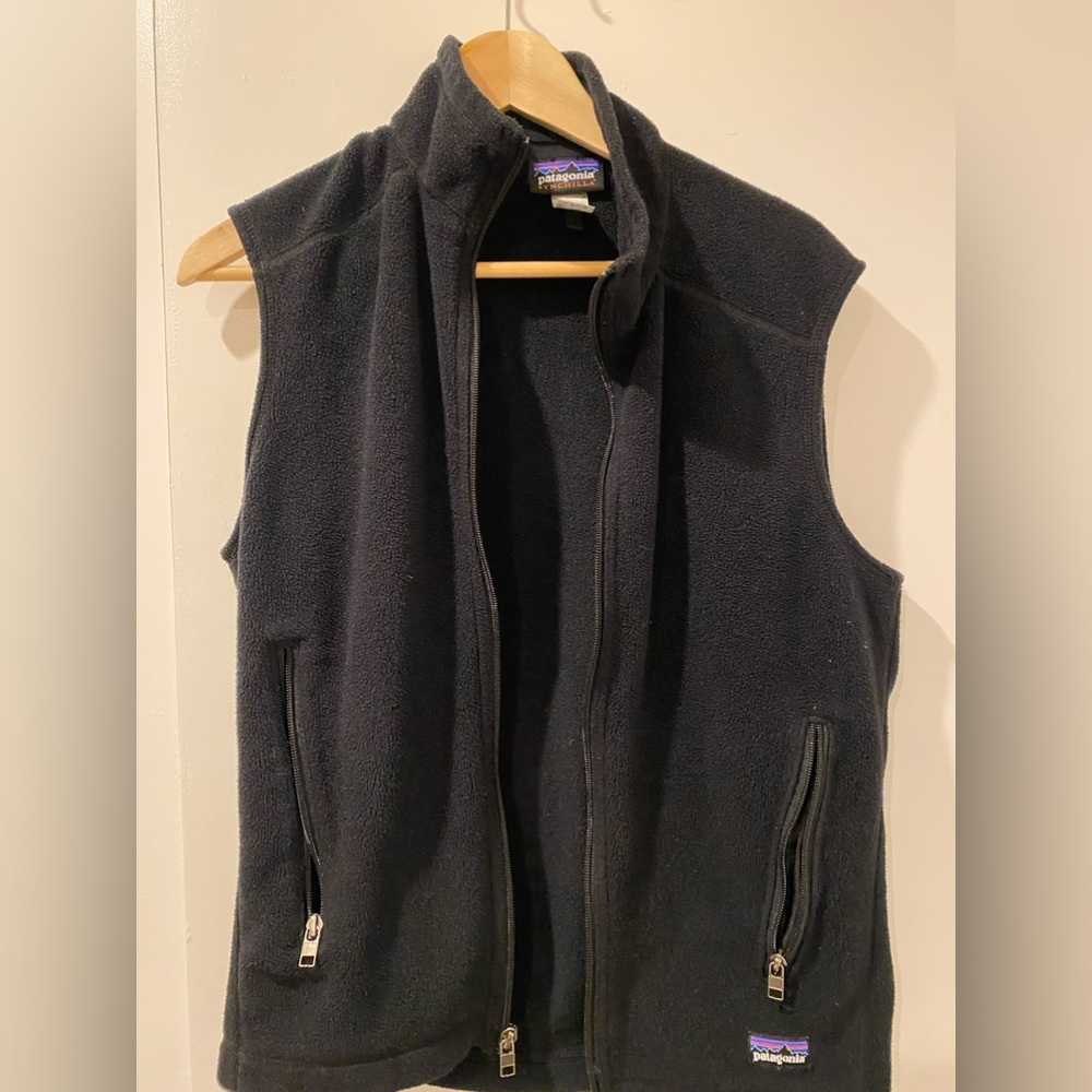 Patagonia Men's Size Small Black Synchilla Fleece Sleeveless Vest